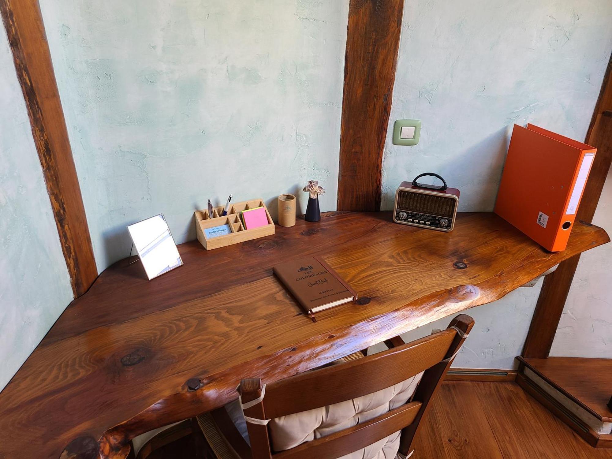 - - - - -Les Colombages - - - - Chambre D'Hotes-Gite- Classement Gite 3 Etoiles 미르포아 외부 사진