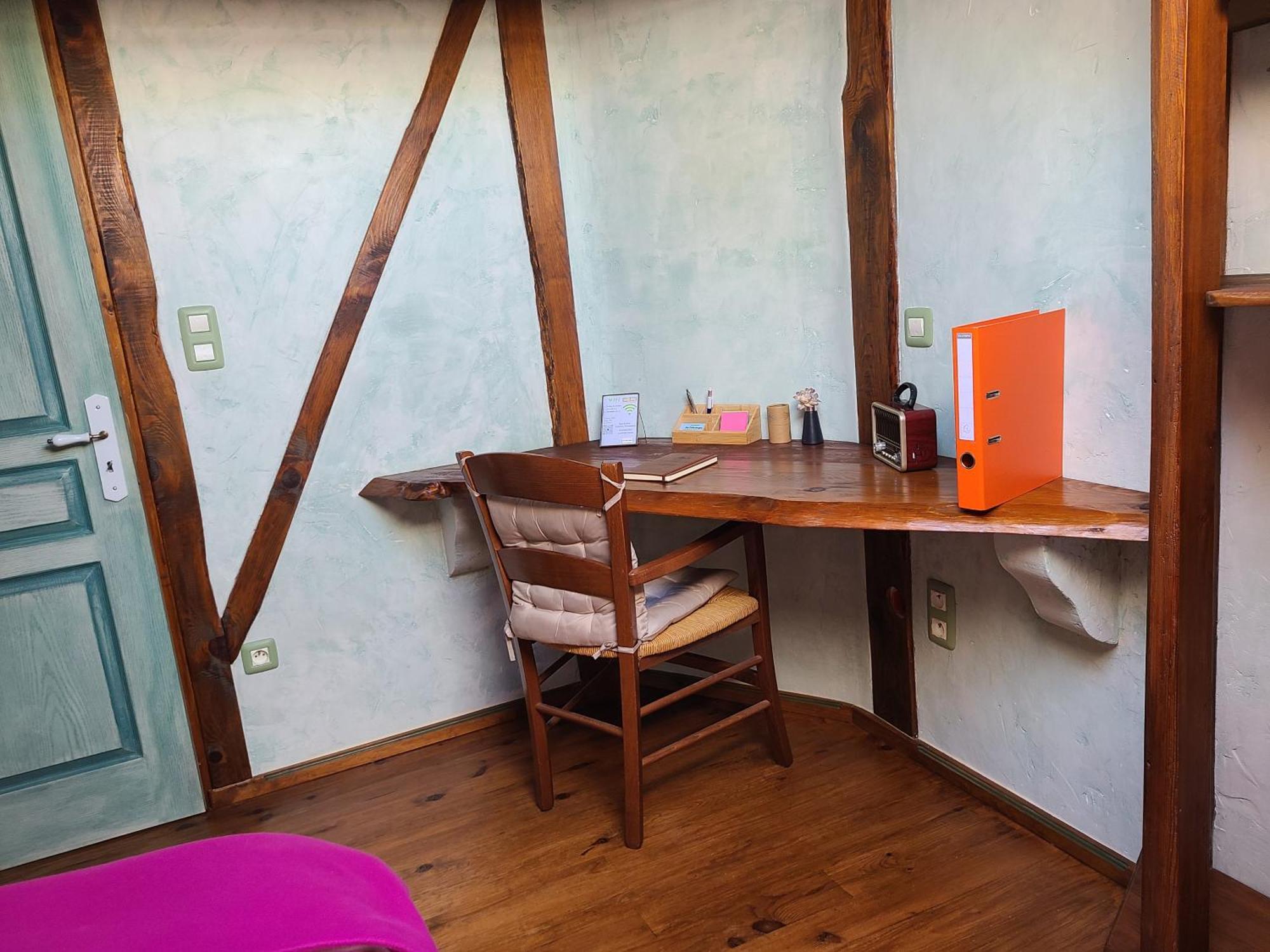 - - - - -Les Colombages - - - - Chambre D'Hotes-Gite- Classement Gite 3 Etoiles 미르포아 외부 사진